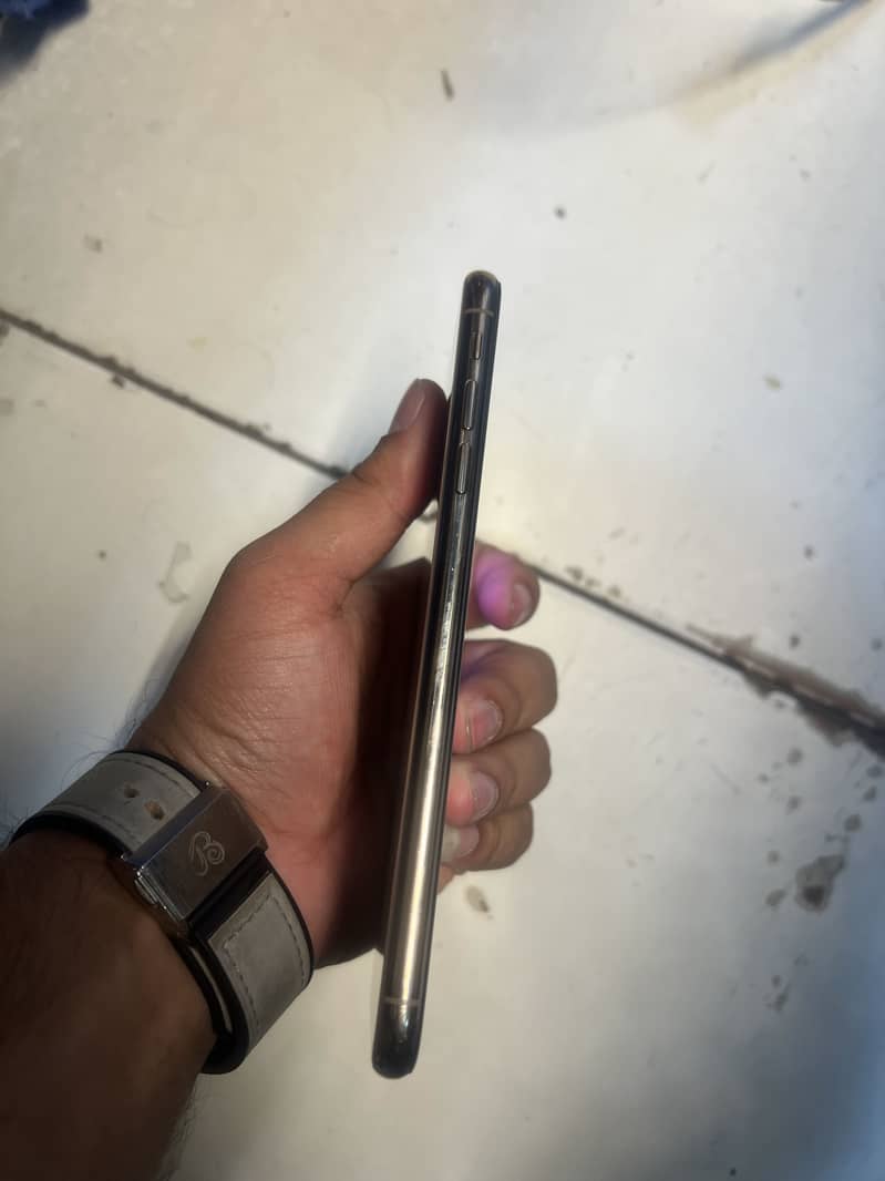 iPhone X max 3