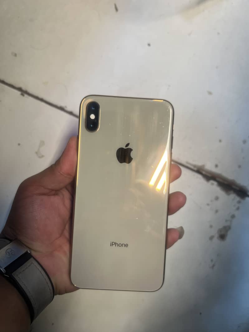 iPhone X max 4