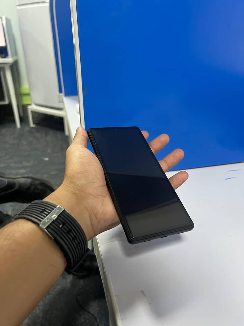 Google Pixel 6a 1