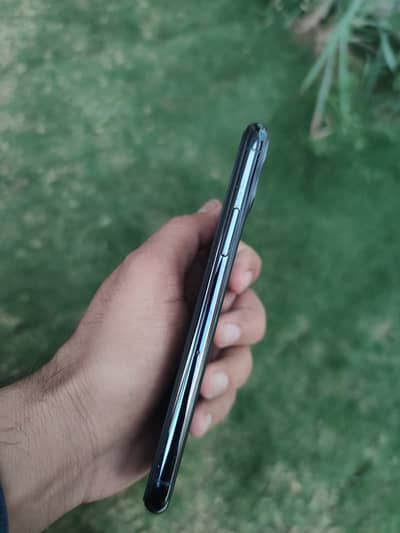 iPhone 11 pro 256 GB PTA APPROVED