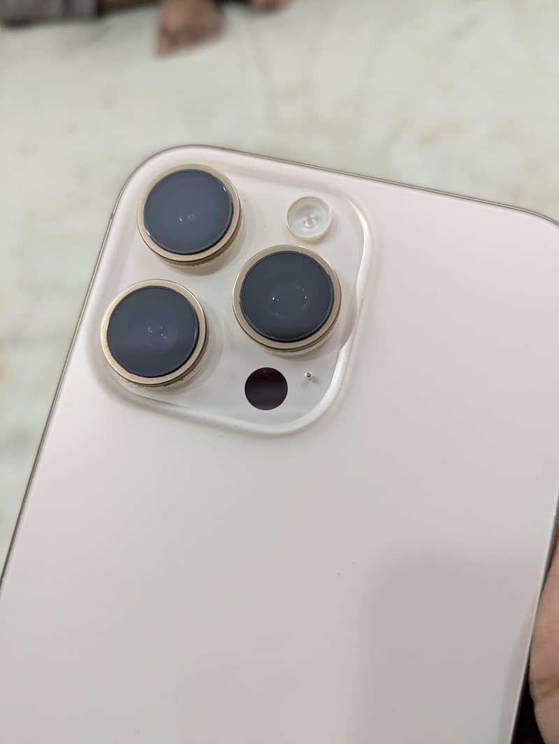 iphone 16 pro max 0
