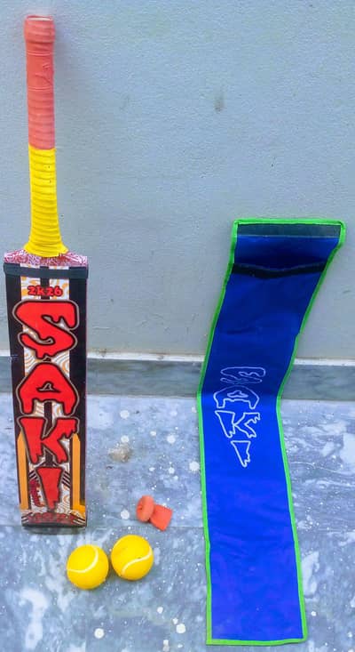 saki 2k26 or,1/ignal light weight bat 2balls qgrip 