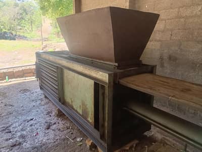 Bottle Press Mashine