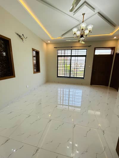 Luxury Upper Portion For Rent