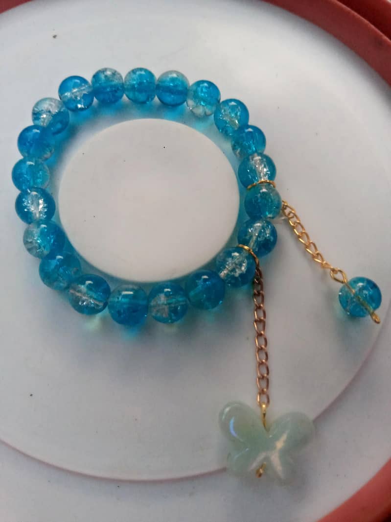 Bracelets 1