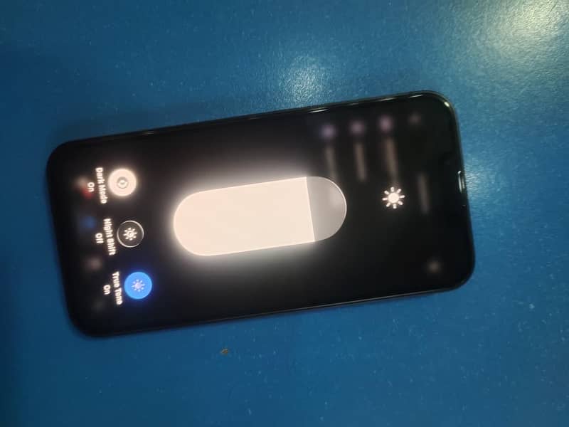 Iphone 16 4