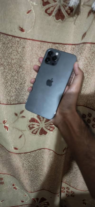 iphone 12promax 256gb water resistant non pta