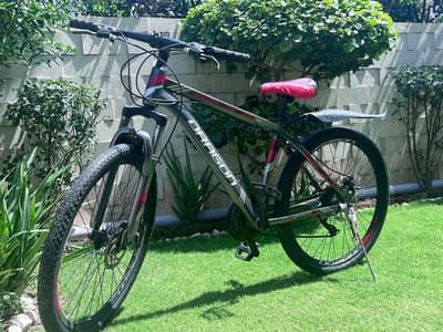 Dragon 26 Inch Gear Mountain Cycle | 9/10 Condition | Almost New
