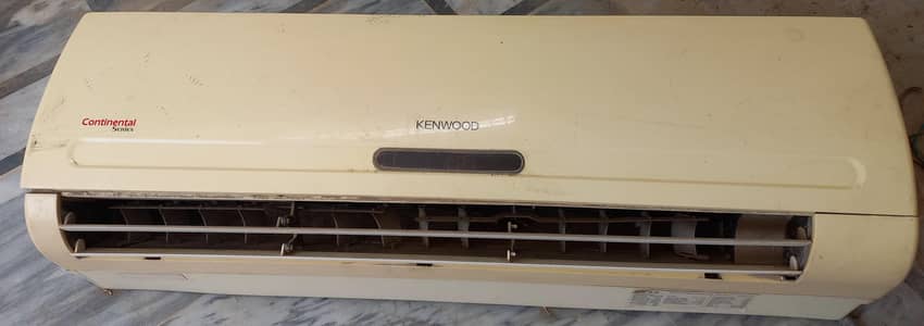 1.5 Ton Split AC for Sale – Good condition