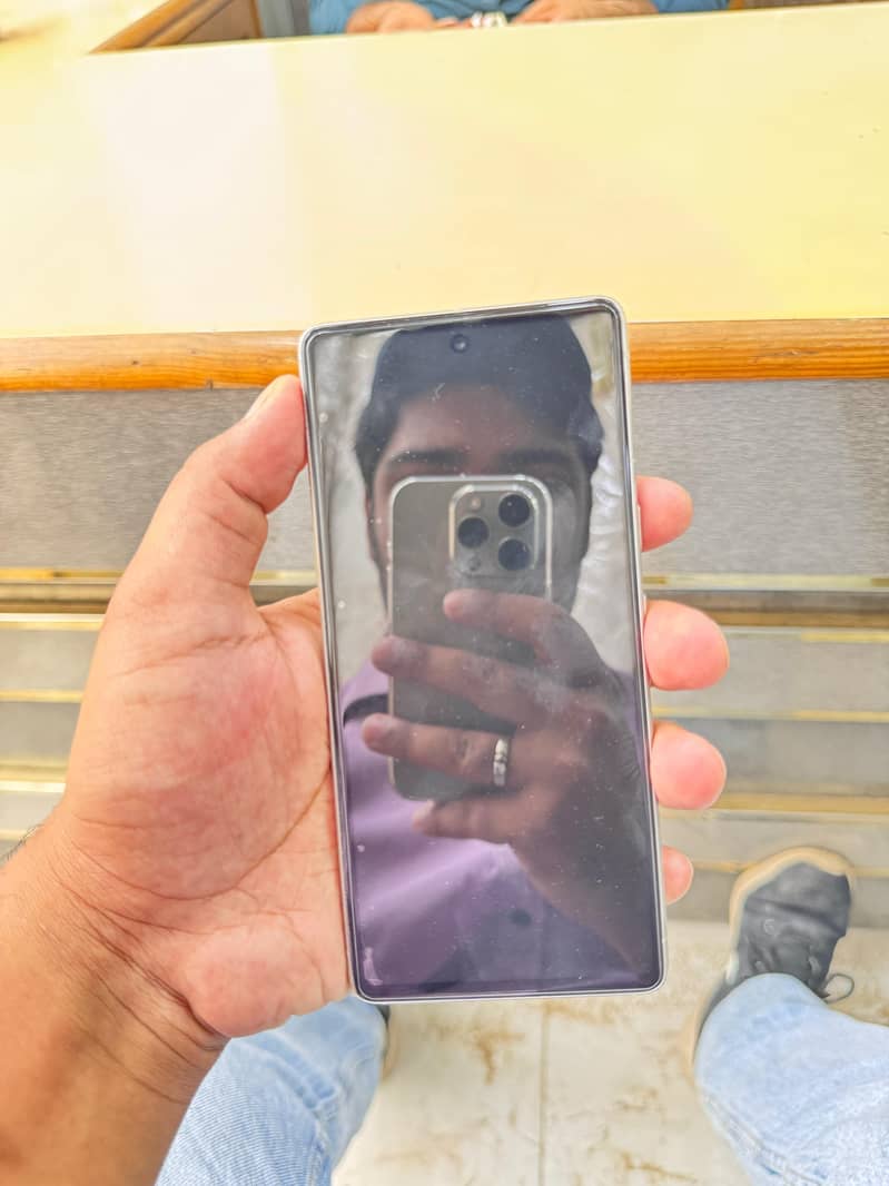 Google Pixel 7. 2