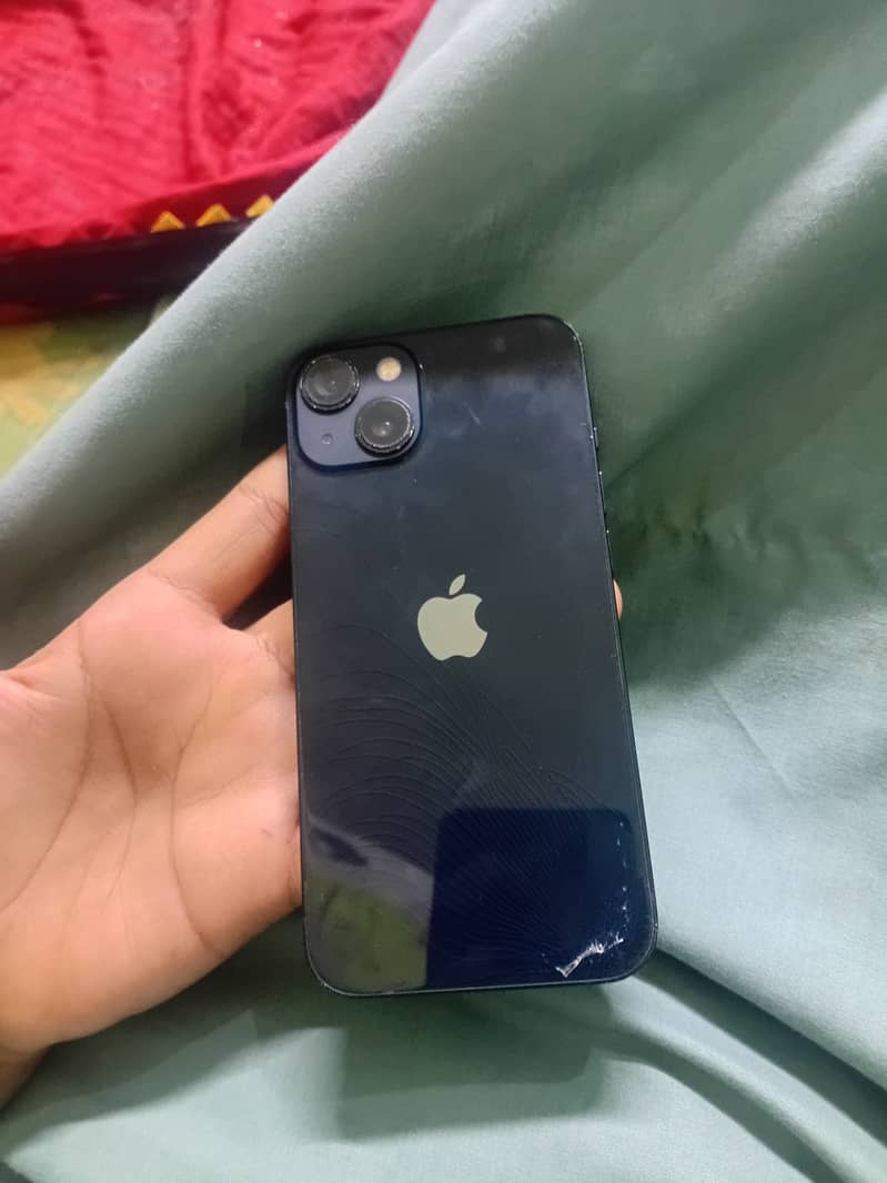 Apple iPhone 13 2