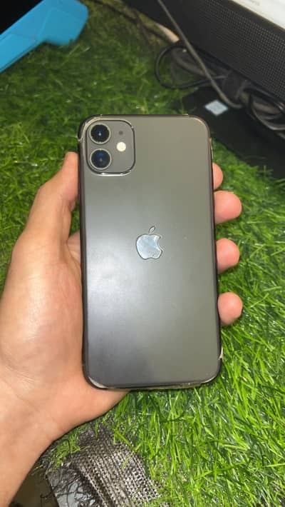 iPhone 11 black