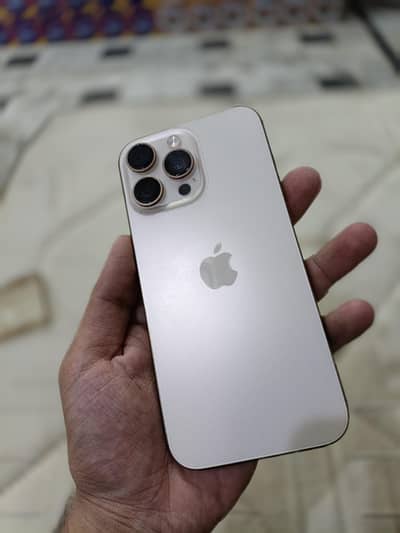 Iphone 16 pro max jv