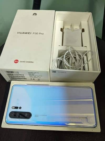 Huawei p30 pro 12 GB RAM 256 GB memory. 0324=031=9647