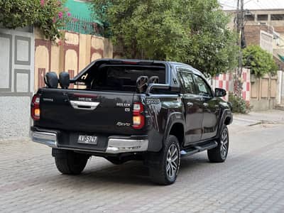 Hilux Revo 2017 Automatic 3.0  Diesel