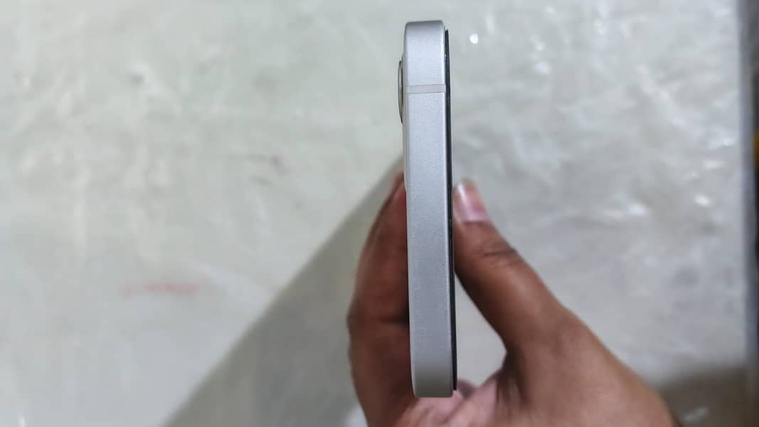 Ipnone 12 5
