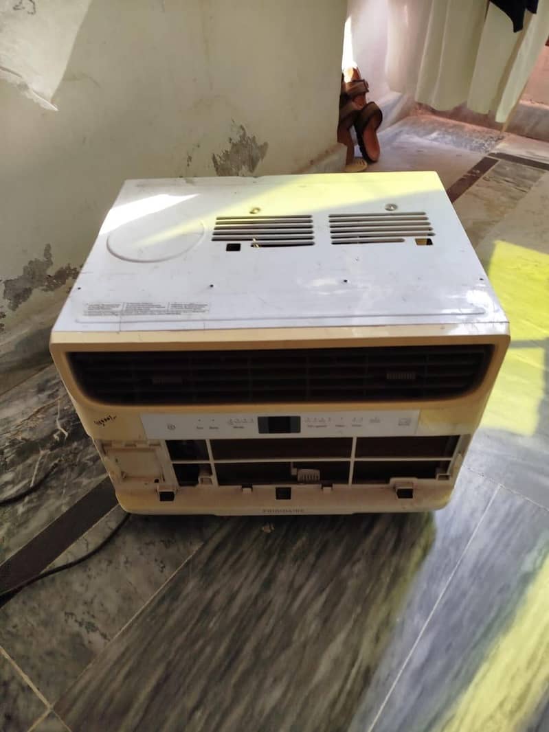 window Ac 1