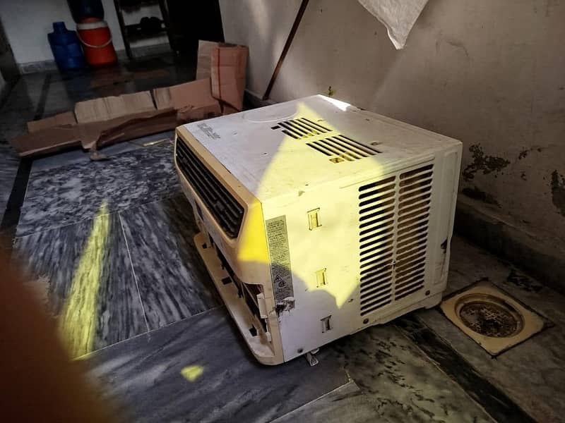 window Ac 3