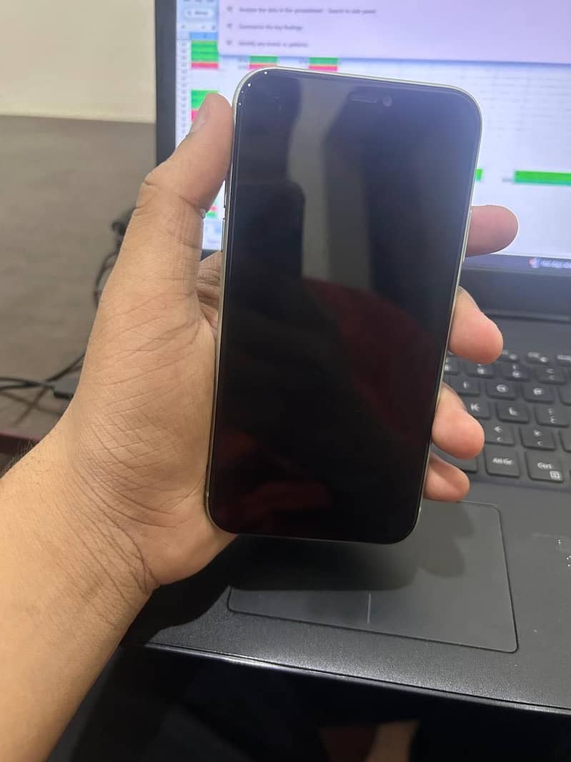 iPhone 11 1