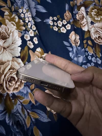 iPhone 16 pro max Jv 256gb