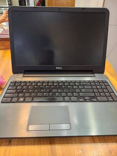 Dell Latitude 3540, i3 3th gen, 8gb ram, 128ssd