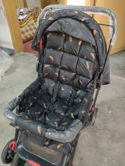Baby Pram Brand New 10/10 Condition