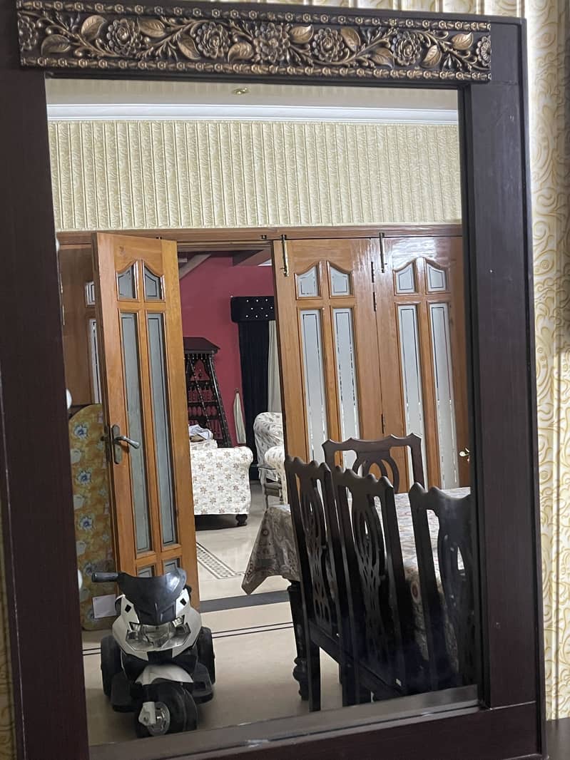 Single mirror 1