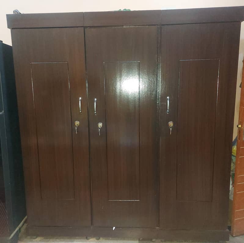 wardrobe 1