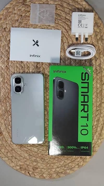 Infinix smart 10 box sat 10by10 condition hai
