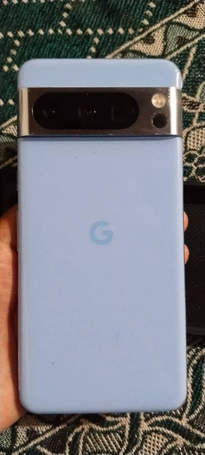Google Pixel 8 Pro