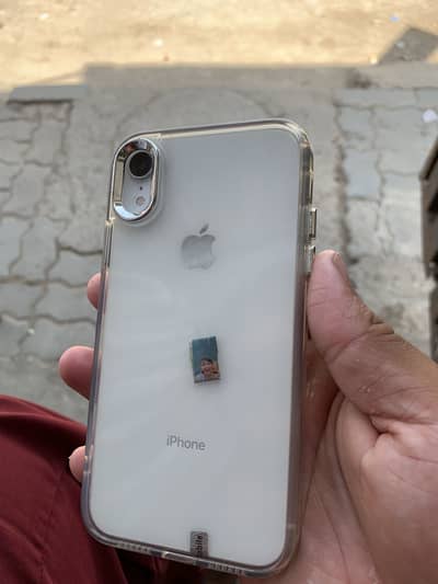iPhone  xr 64 GB water pack jv