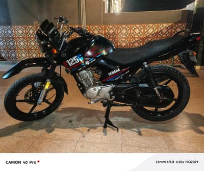 Yamaha YBR G 2023
