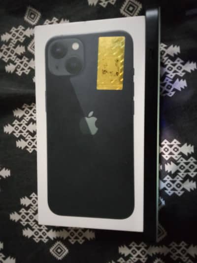 apple iphone 13 128gb 10/10 mint condition.