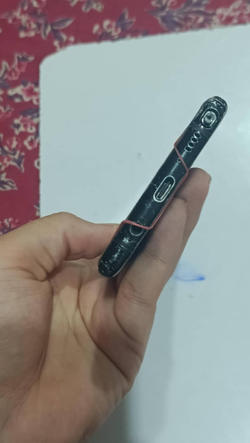 Samsung note 8 baord needed 3
