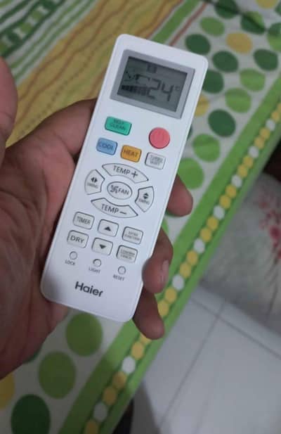 Haier AC DC inverter 1.5 ton for sale WhatsApp number 0326=24=37=142