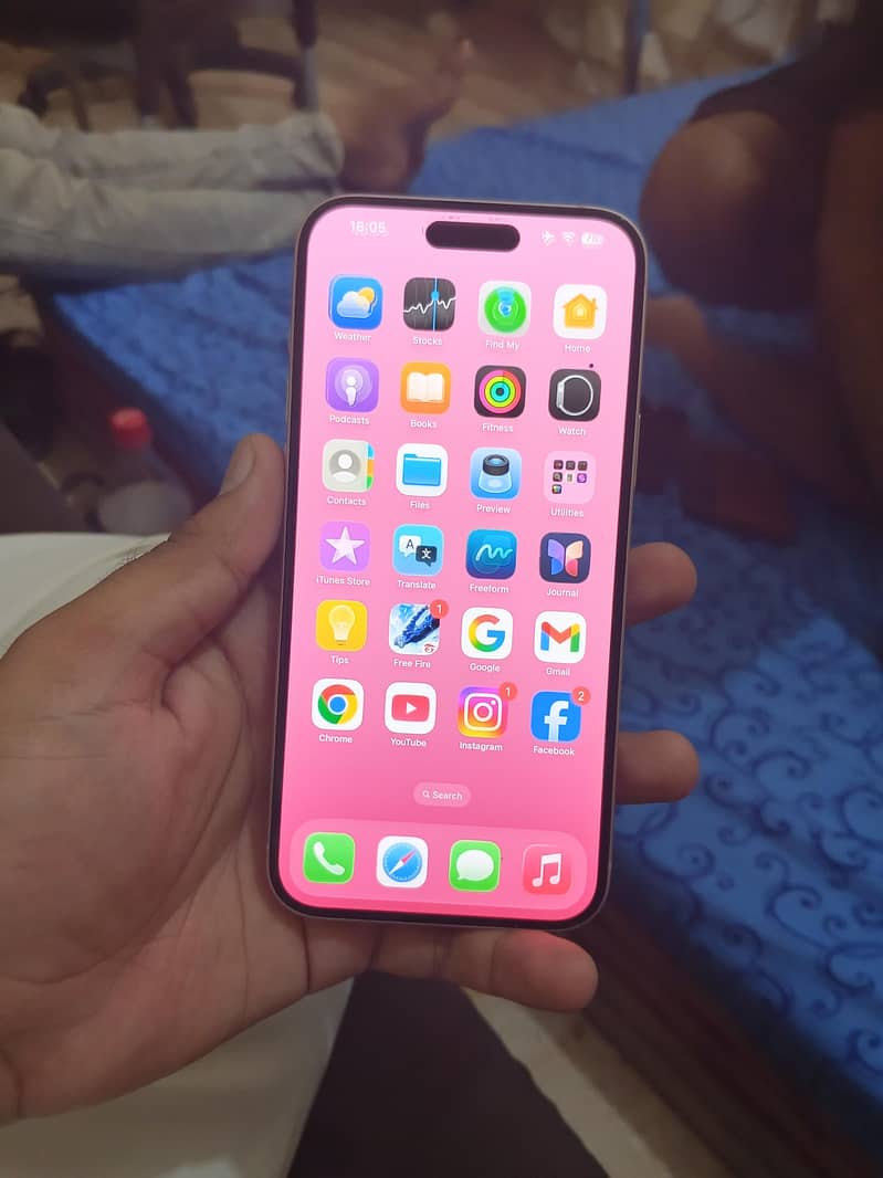 Iphone 15 plus jv 3