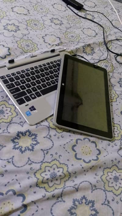 Haier Laptop condition 10/9 All Ok Battery ni ha  Mobile No03208781720