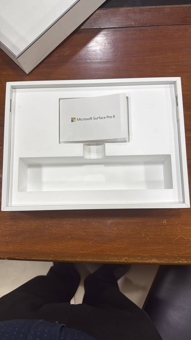 Microsoft Surface Pro 8 i7 11th Gen | 16GB 256GB | Graphite 8