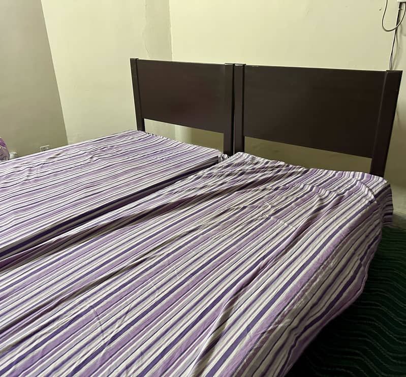 2 single beds 1