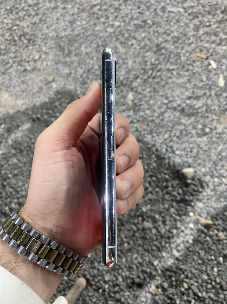 iPhone X 2