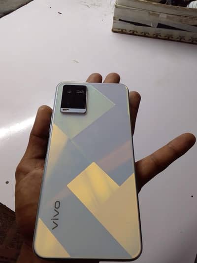 vivo y21 phone for sale almost brand new condition