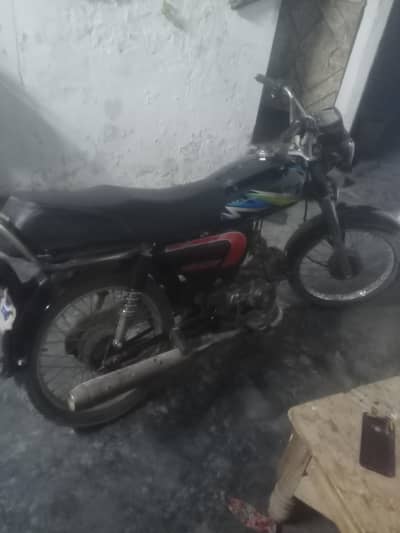 Union star 2006 model bike bilkul ok he urgent sell