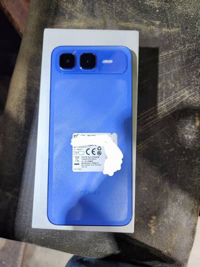 Infinix Smart 10 Plus 4+4/128gb 6000mah battery  with box charger