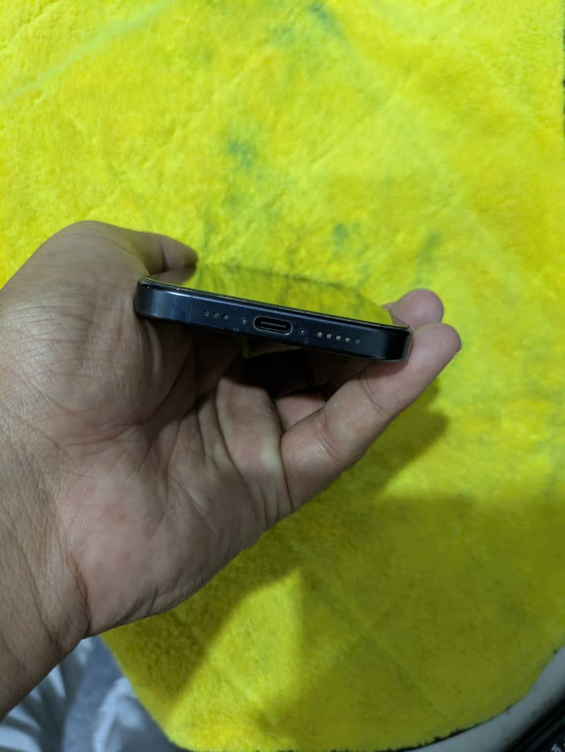Iphone 15 pro 4