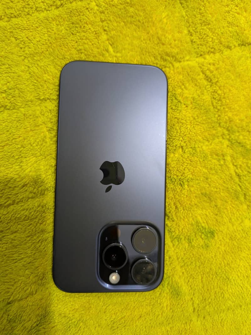 Iphone 15 pro 8