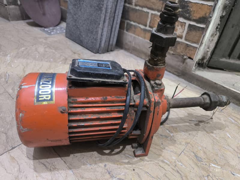 watar pump . 1