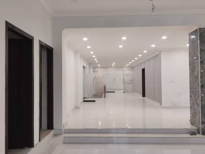 2.5 Kanal Building Available For Rent In Gulberg 3 Lahore