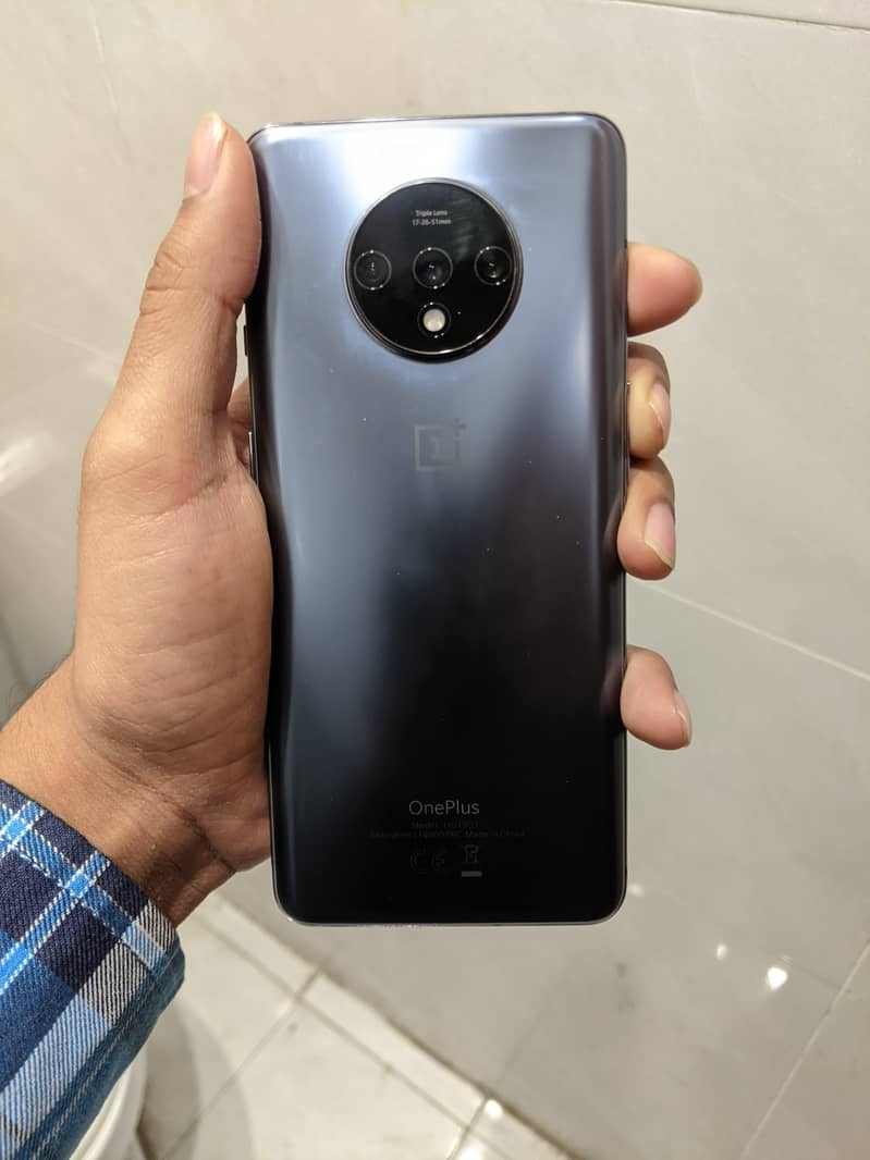 OnePlus-7T 0