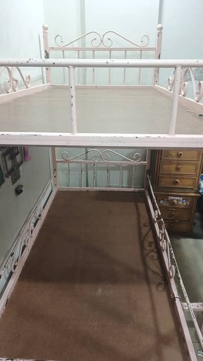 Bunker bed
