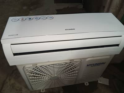 Hyundai split Ac inverter Good condition